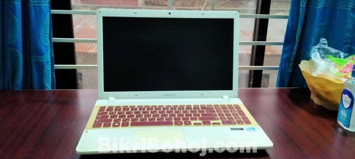 Samsung Laptop